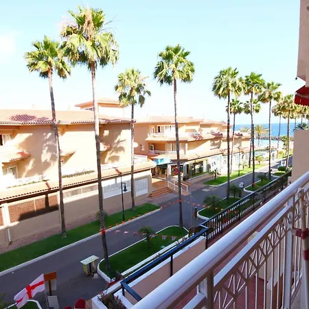 شقة Two Bedroom In Beachfront Complex With Pool In Playa De Americas.